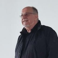 Begrüßung durch Theo W. Länge